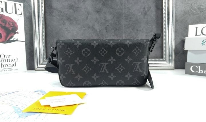 c_32aUd018svc19ltil4wup44f_fciblk.jpg?type=e1920_std