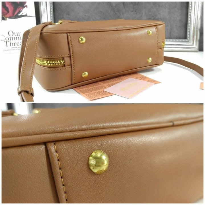 i_52aUd018svclsim1zhkm94f_fciblk.jpg?type=e1920_std