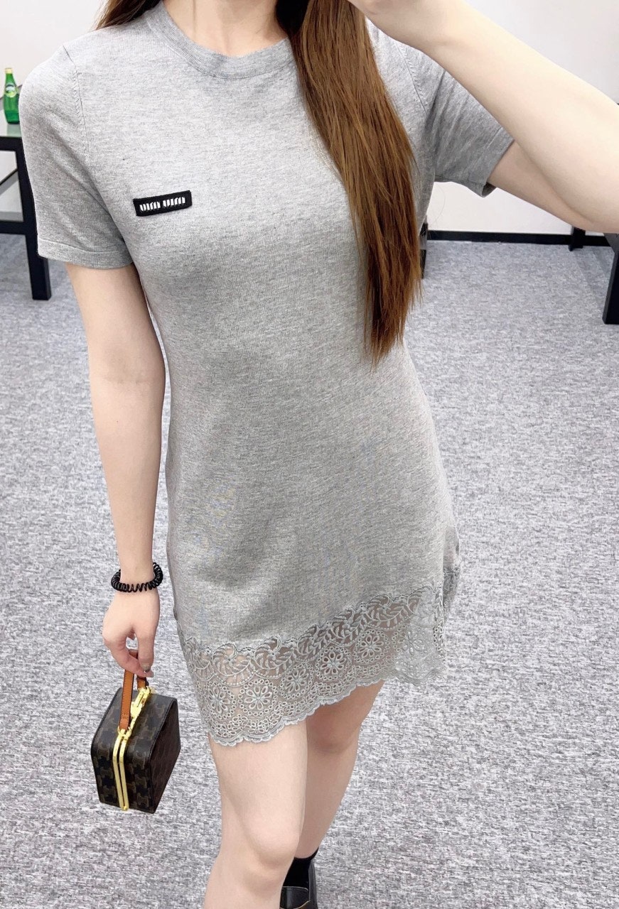7_d9dUd018svc1m2l0dnyaqlli_1mx42.jpg?type=e1920_std