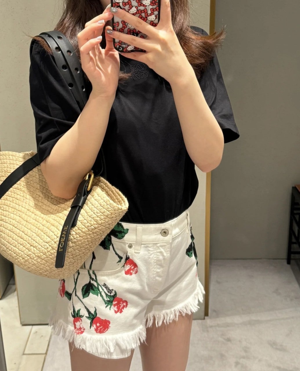 f_8dhUd018svc79k5lzu0ewqm_1mx42.jpg?type=e1920_std