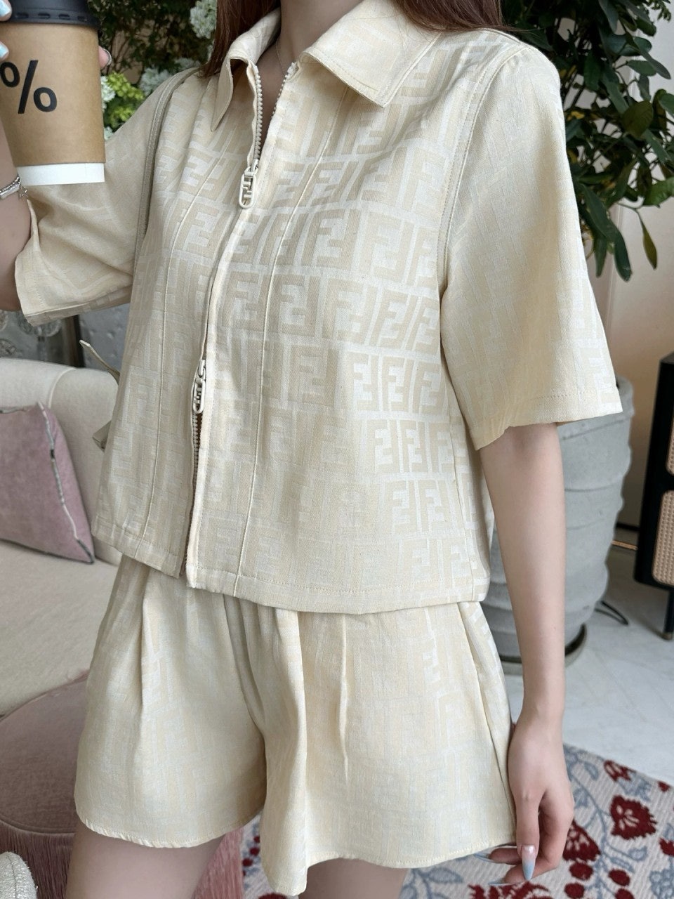 j_5djUd018svc15kcu3vq8k3sd_1mx42.jpg?type=e1920_std