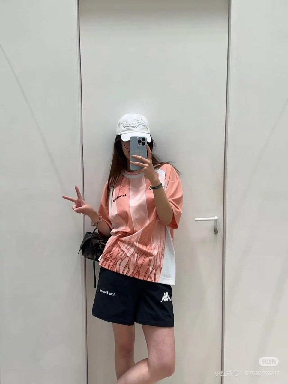e_5fgUd018svclw3e4iy3ss95_1mx42.jpg?type=e1920_std