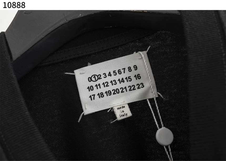 a_9b1Ud018svc15yo15olc3kzg_evzsoc.jpg