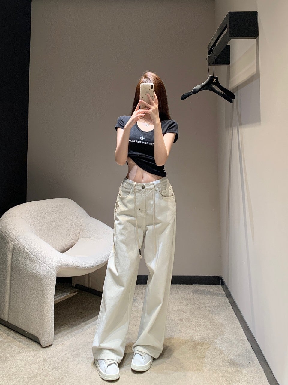 0_5aeUd018svcn1rznnhlk9r6_nmkvd6.jpg?type=e1920_std