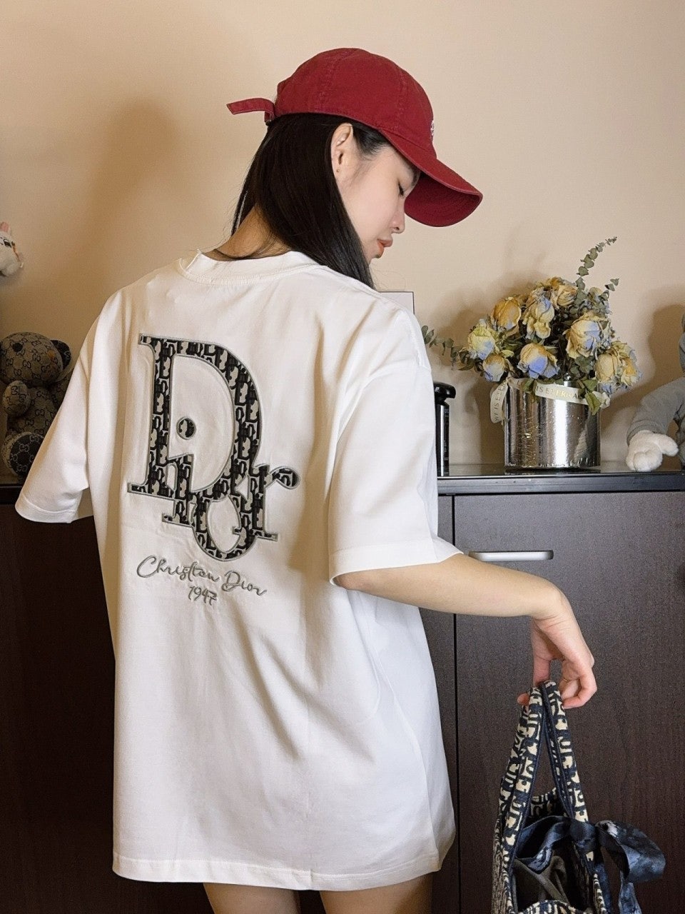 e_8cdUd018svcyt330mw0y9k1_qveml3.jpg?type=e1920_std