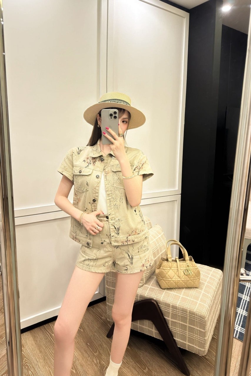 i_e7aUd018svc69t9ob8n69c2_nmkvd6.jpg?type=e1920_std