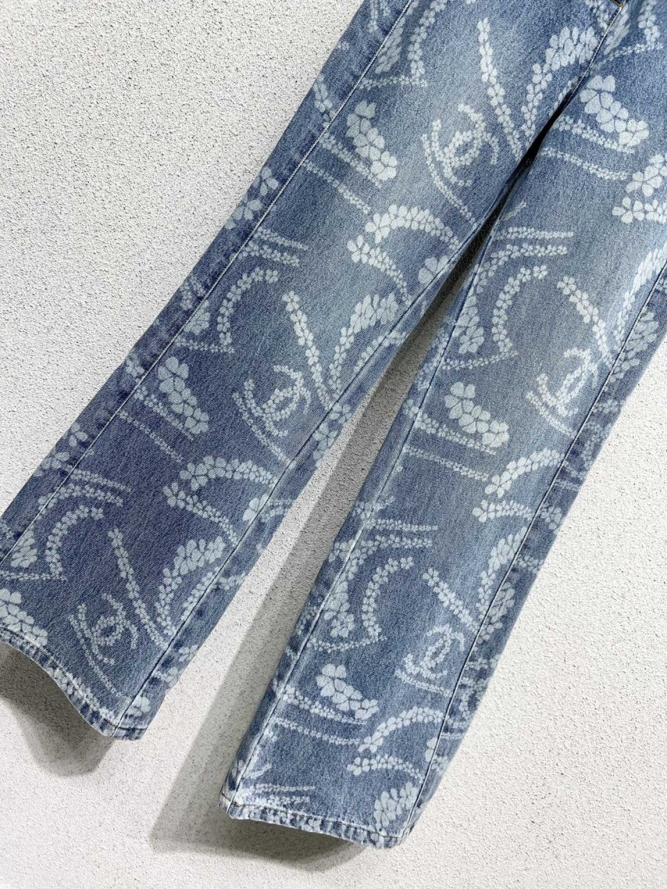 3_ffcUd018svcu7zyy17rug1j_1mx42.jpg?type=e1920_std