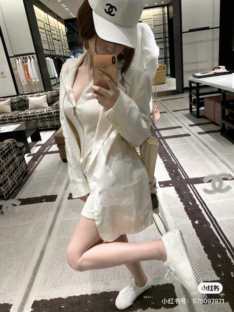 b_2c0Ud018svcl55sufq925q4_1mx42.jpg?type=e1920_std