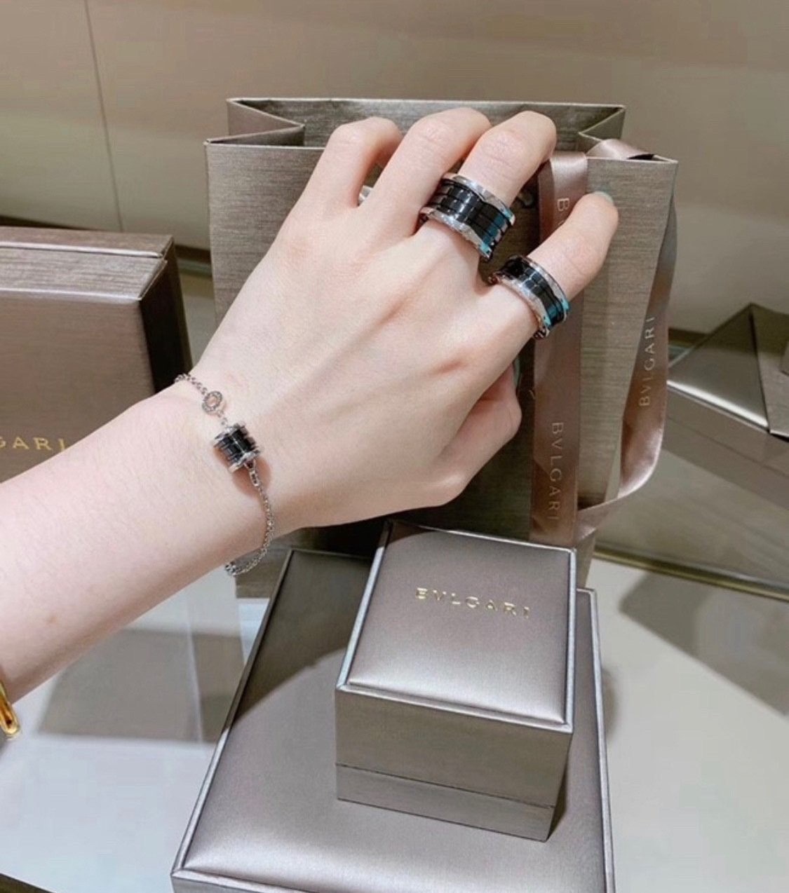 4_7g8Ud018svc10mpckeiinagl_o4mxd.jpg?type=e1920_std