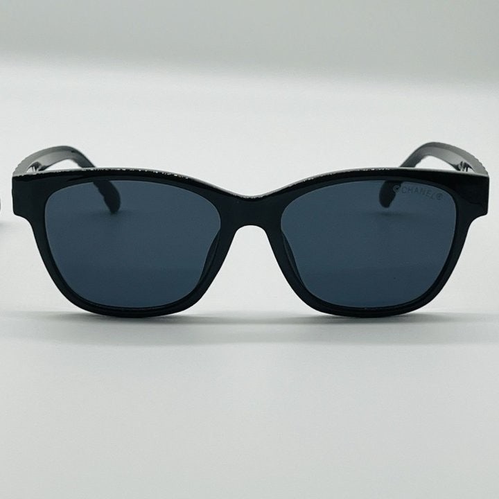 e_875Ud018svc1szahwrjpe7z7_fciblk.jpg?type=e1920_std