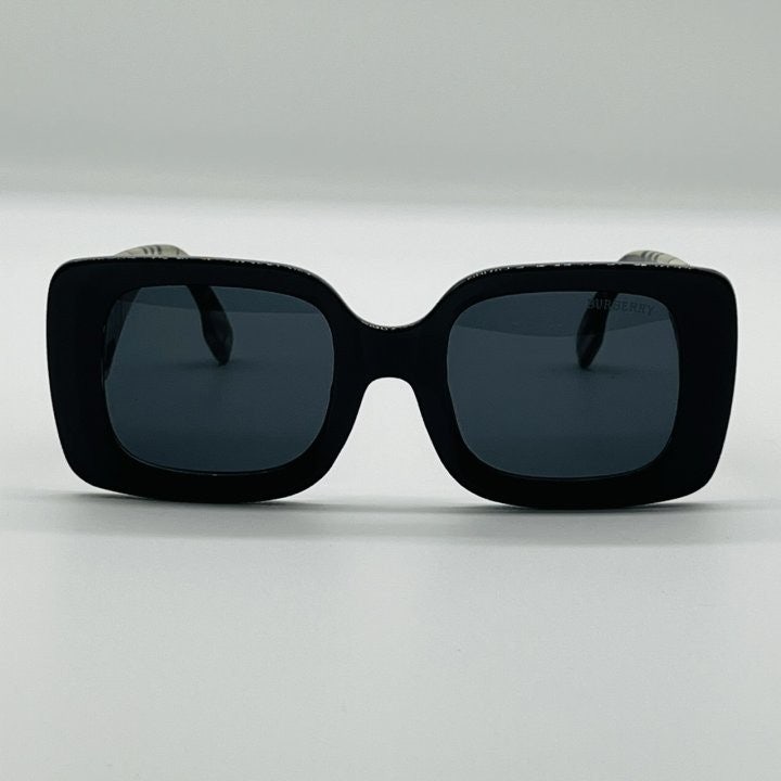 9_879Ud018svc1m30d5vz03rq0_fciblk.jpg?type=e1920_std
