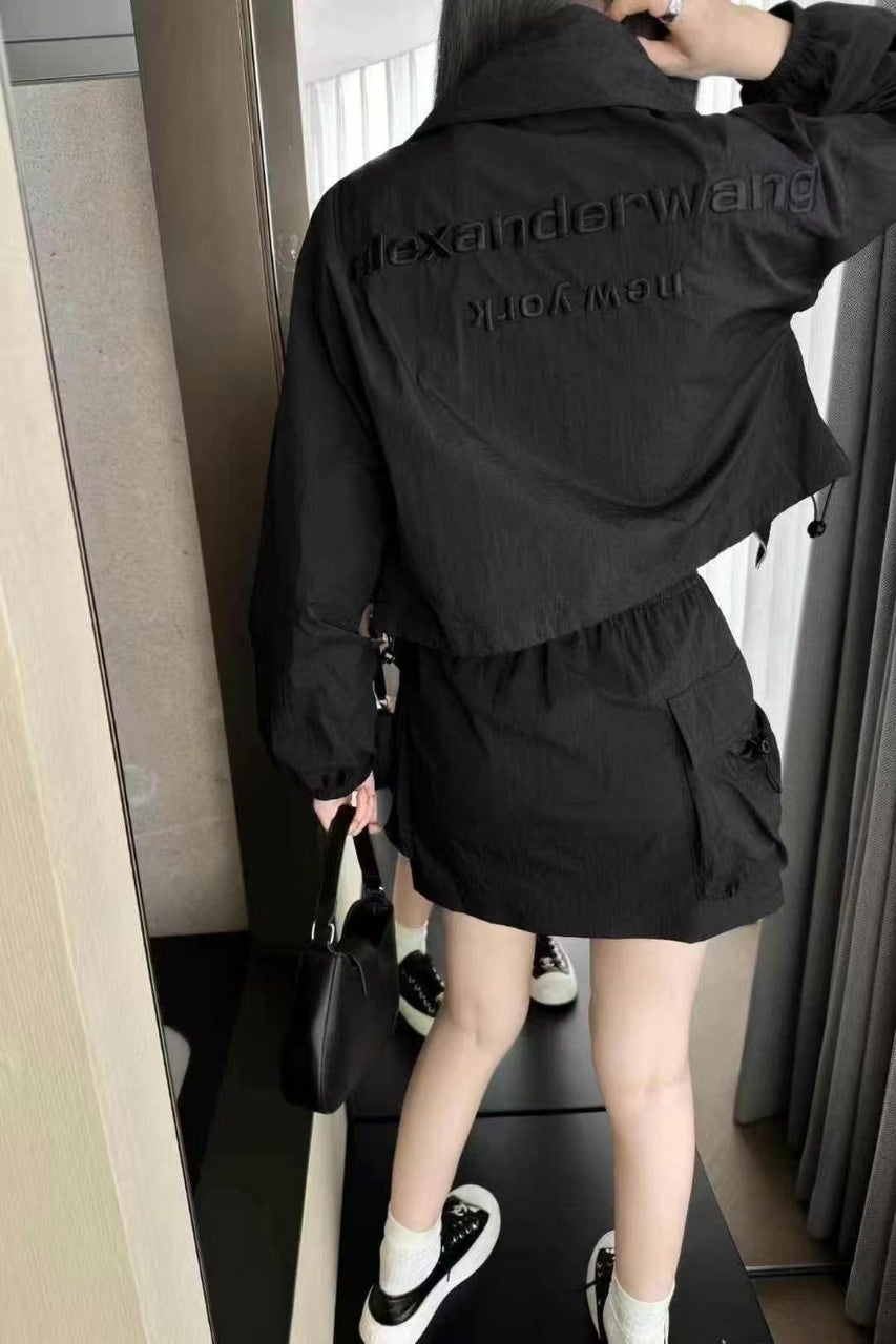 0_9j9Ud018svc12bydahxyj4vv_3ze1u3.jpg?type=e1920_std