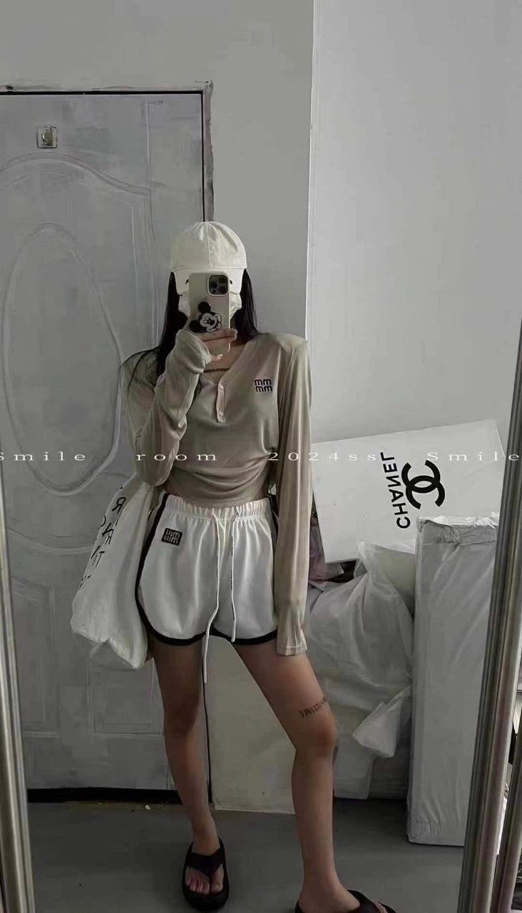 e_1giUd018svc7ok58oi4ko5b_21awfz.jpeg?type=e1920_std