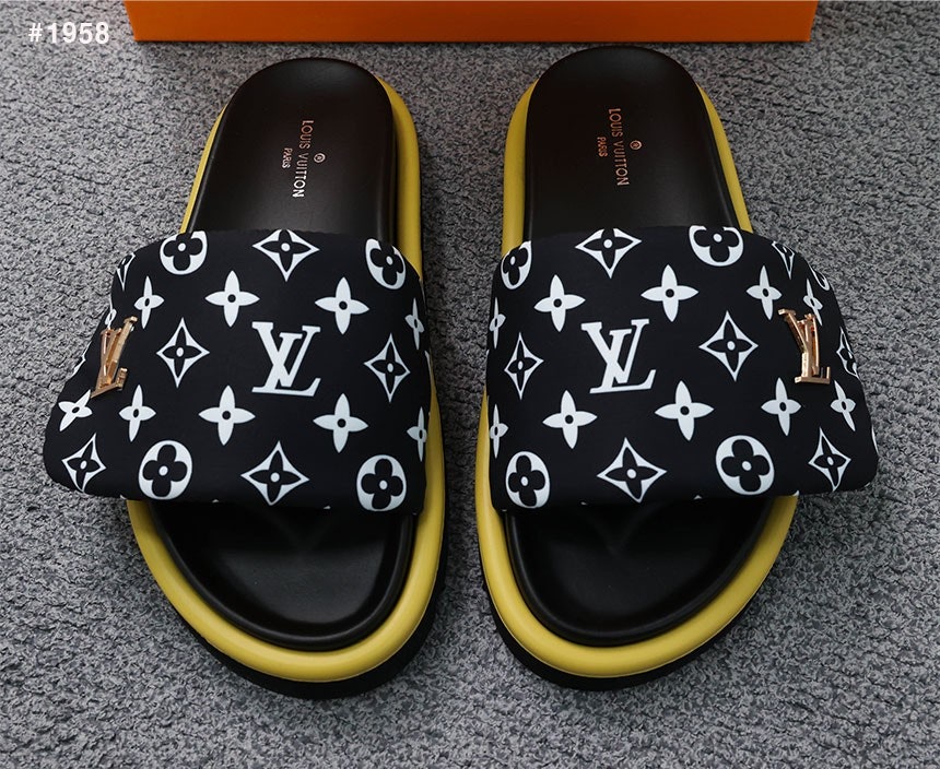 c_egjUd018svc1sxjblfxyyhru_20l32b.jpg?type=e1920_std