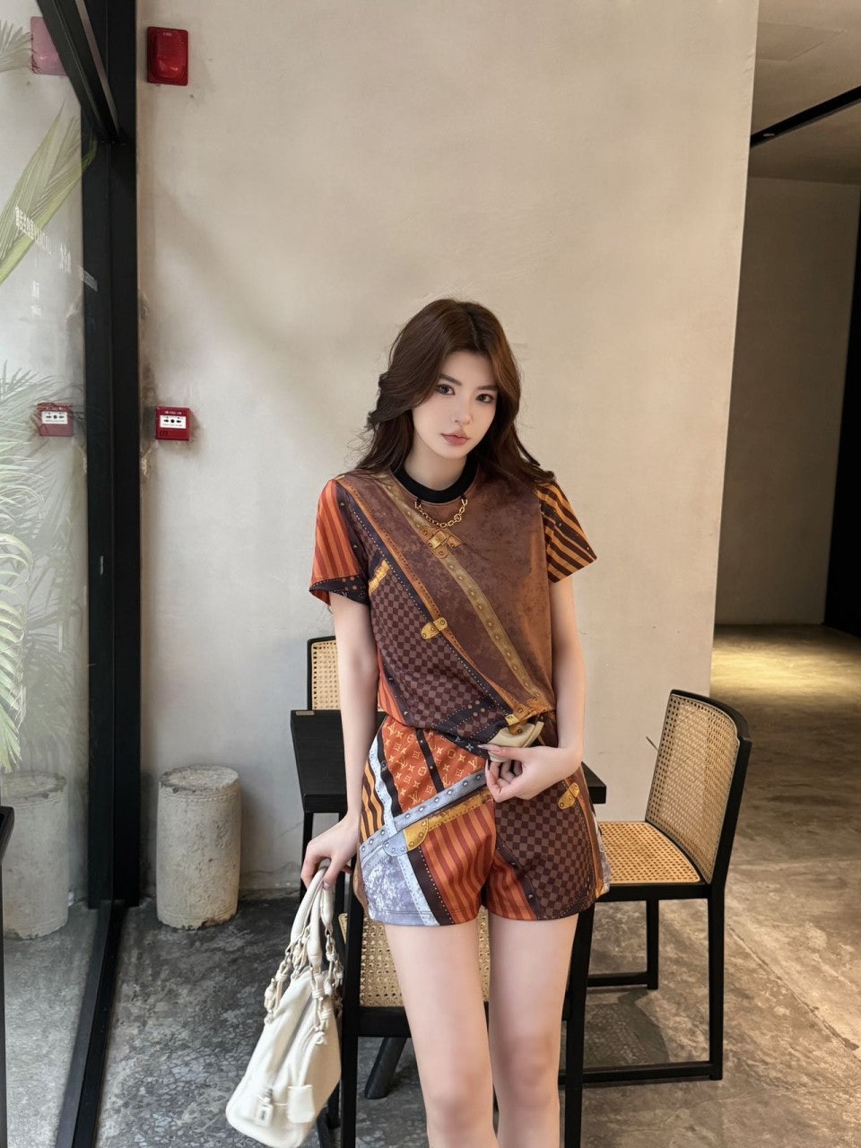 e_3ifUd018svc1d1dh48r5jbtb_1mx42.jpg?type=e1920_std
