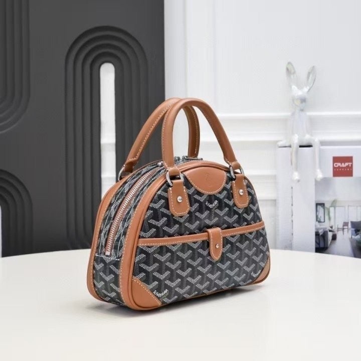 7_d86Ud018svckmo8ix83qura_3ze1u3.jpg?type=e1920_std