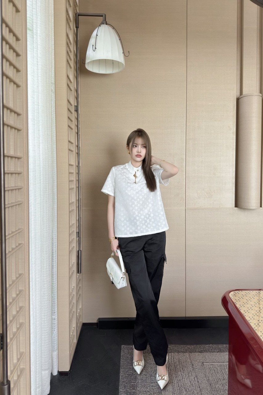 g_70jUd018svclnuegxxrg8qc_1mx42.jpg?type=e1920_std