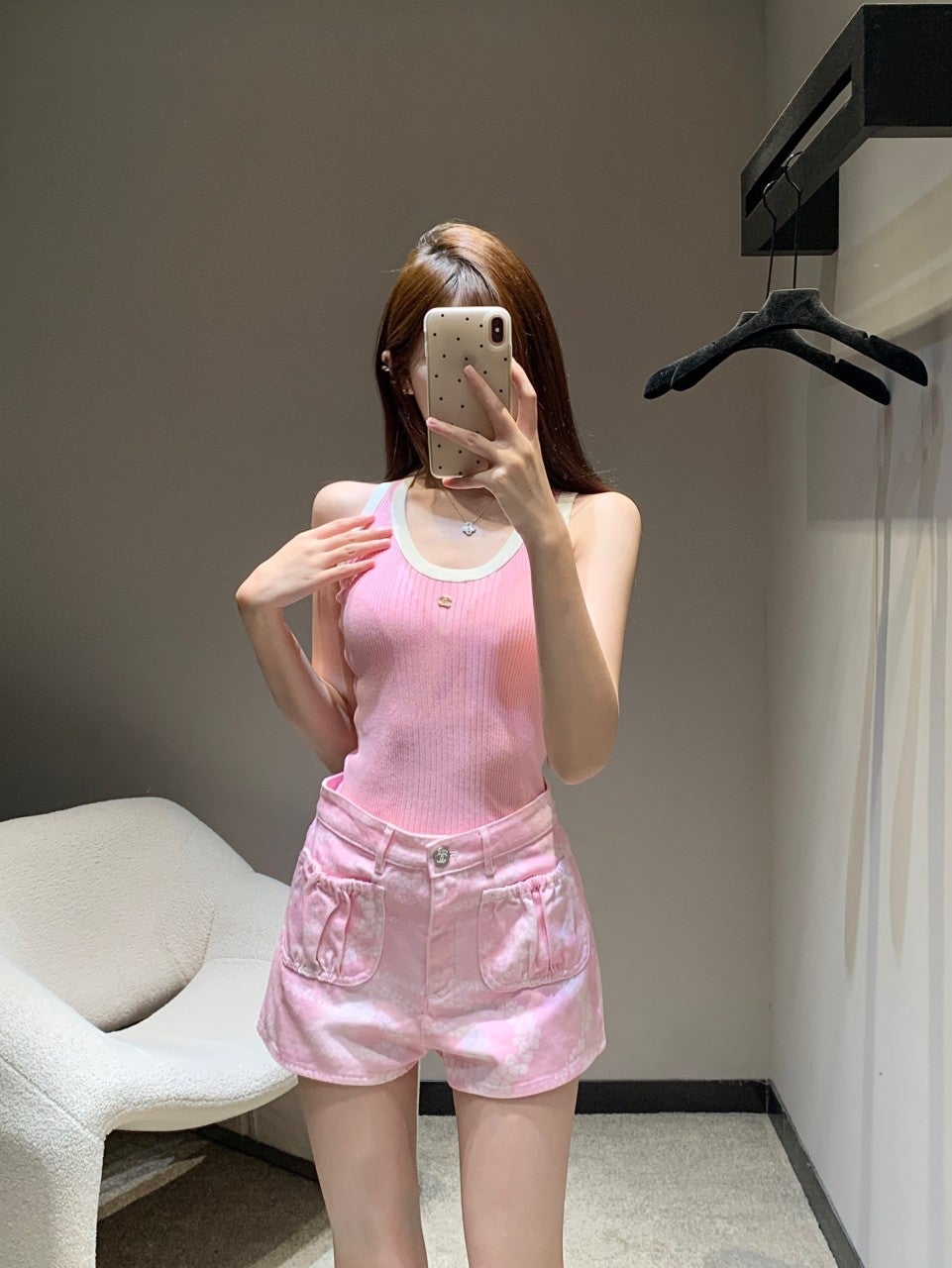 7_h88Ud018svc1kp2a7pf7r95z_1mx42.jpg?type=e1920_std