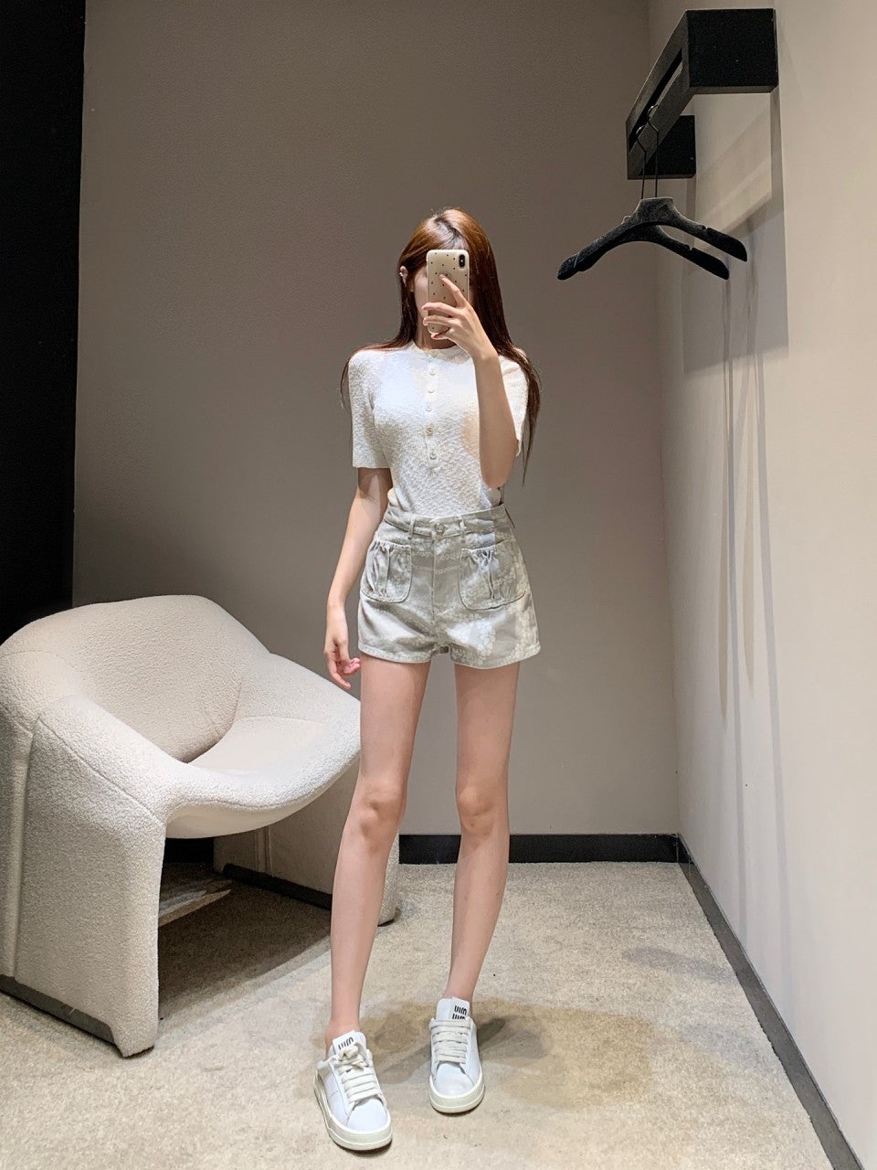 7_685Ud018svcd2rlz0nzzg7t_1mx42.jpg?type=e1920_std