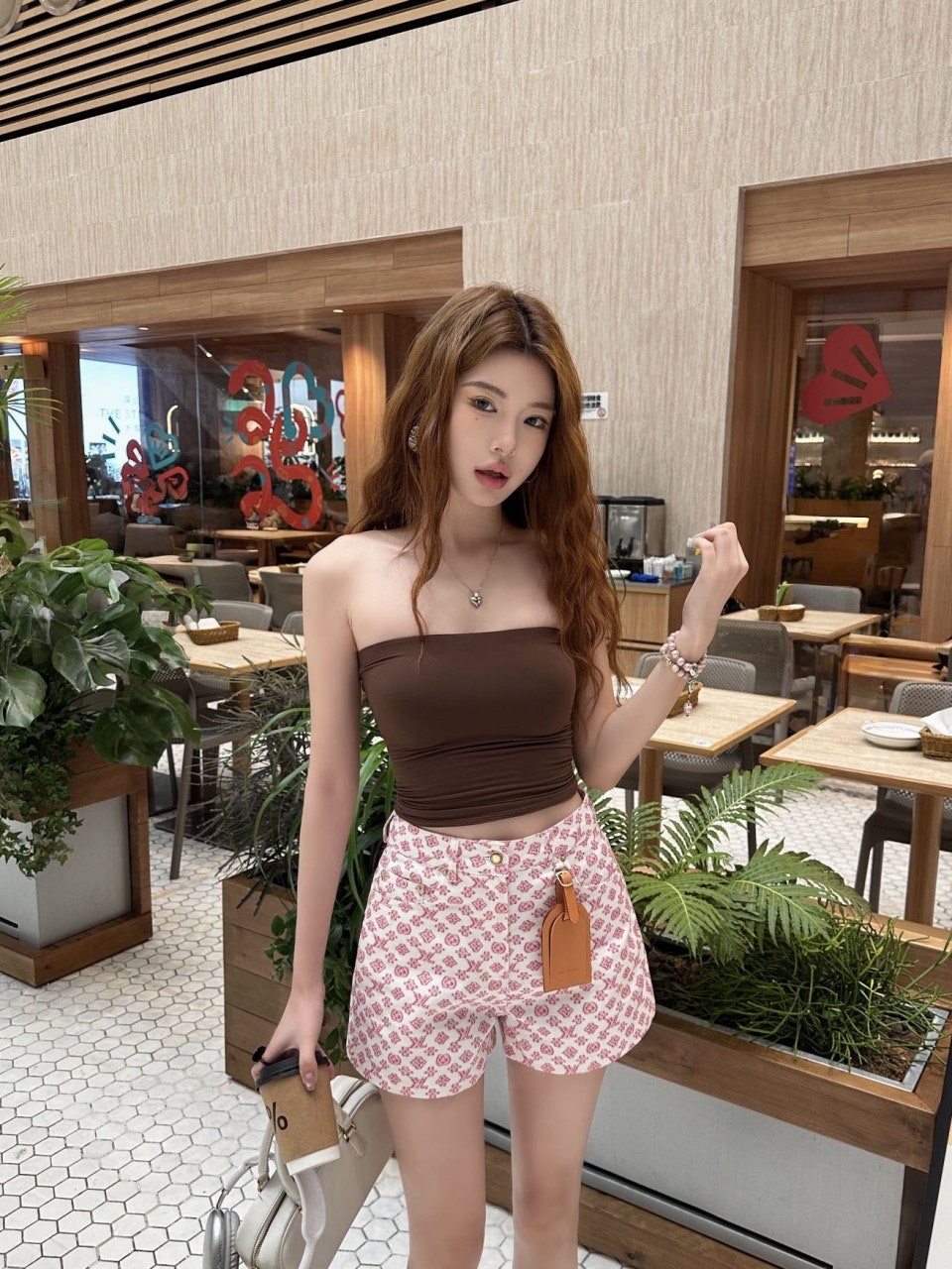 c_608Ud018svc372xl893ci4g_1mx42.jpg?type=e1920_std
