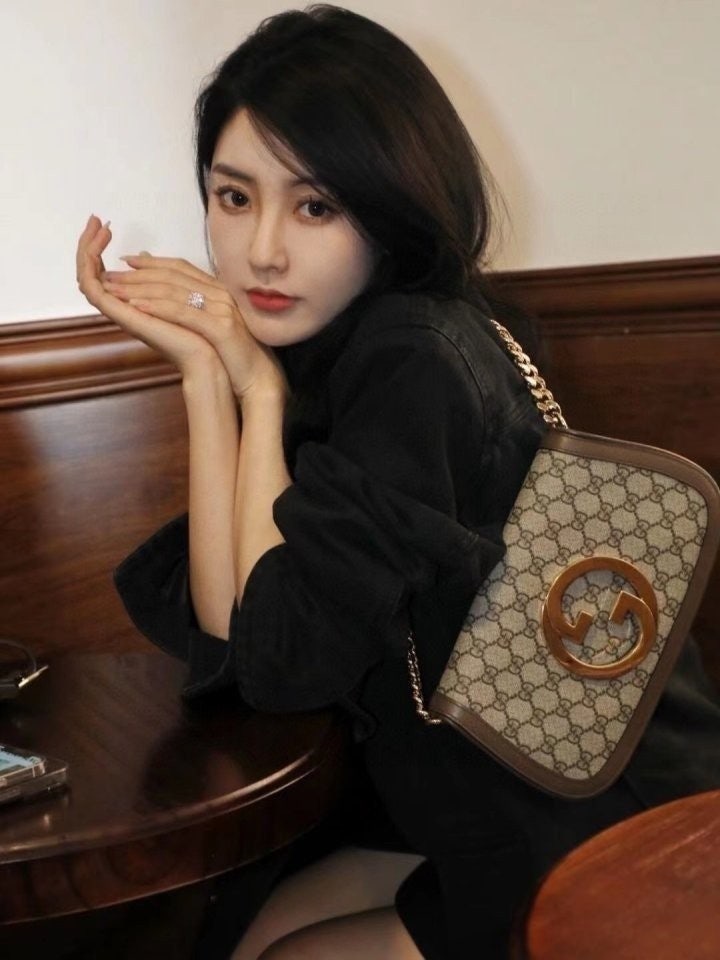 i_740Ud018svc9chd90lz99d4_3ze1u3.jpg?type=e1920_std