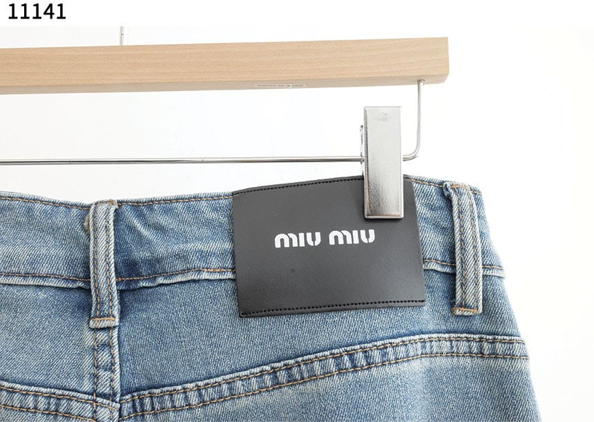 c_09iUd018svc86ik0fyf8le1_evzsoc.jpg