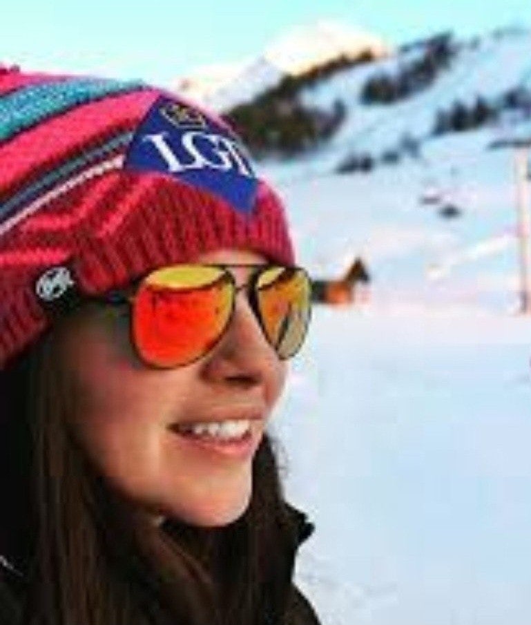 h_dejUd018svc1x8zcratxyih9_2jq427.jpg h_dejUd018svc1x8zcratxyih9_2jq427.jpg