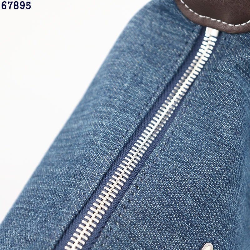 8_h85Ud018svcm038ckhyoymk_c581oa.jpg