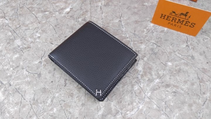 j_5eaUd018svc19y61or1vvjsi_fciblk.jpg?type=e1920_std