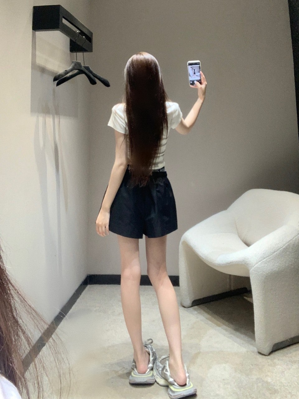 8_9h1Ud018svcmgf8g7j3mtwq_1mx42.jpg?type=e1920_std