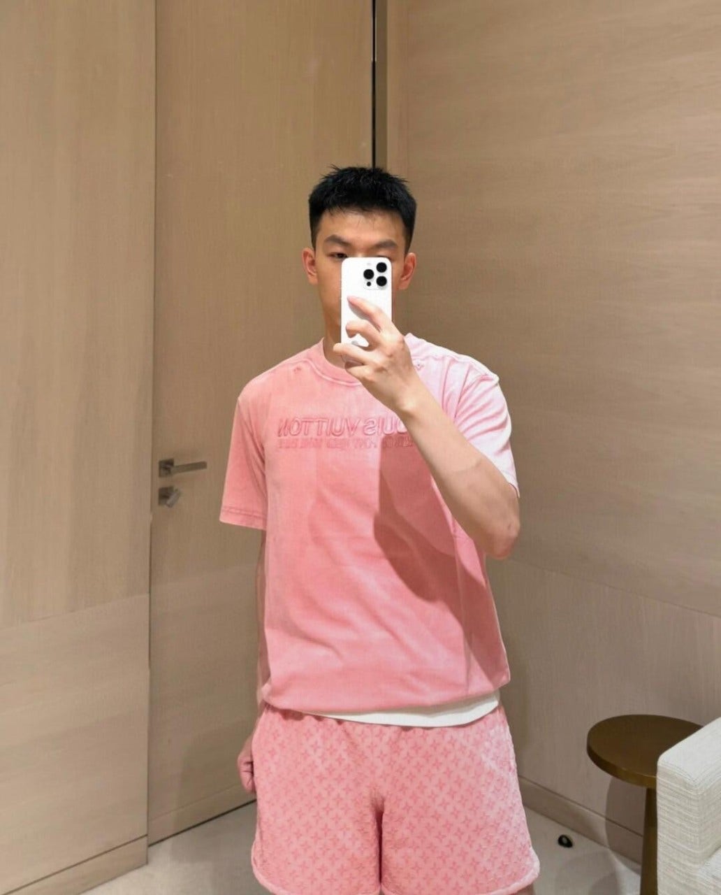 i_dhjUd018svc1tpir929bh6j9_1mx42.jpg?type=e1920_std