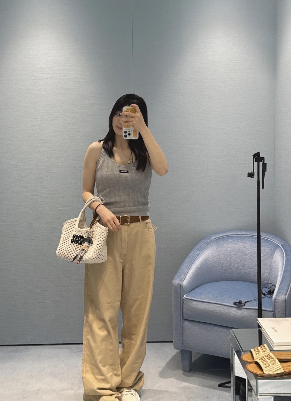 f_6ijUd018svcymsuomgk0r2p_1mx42.jpg?type=e1920_std