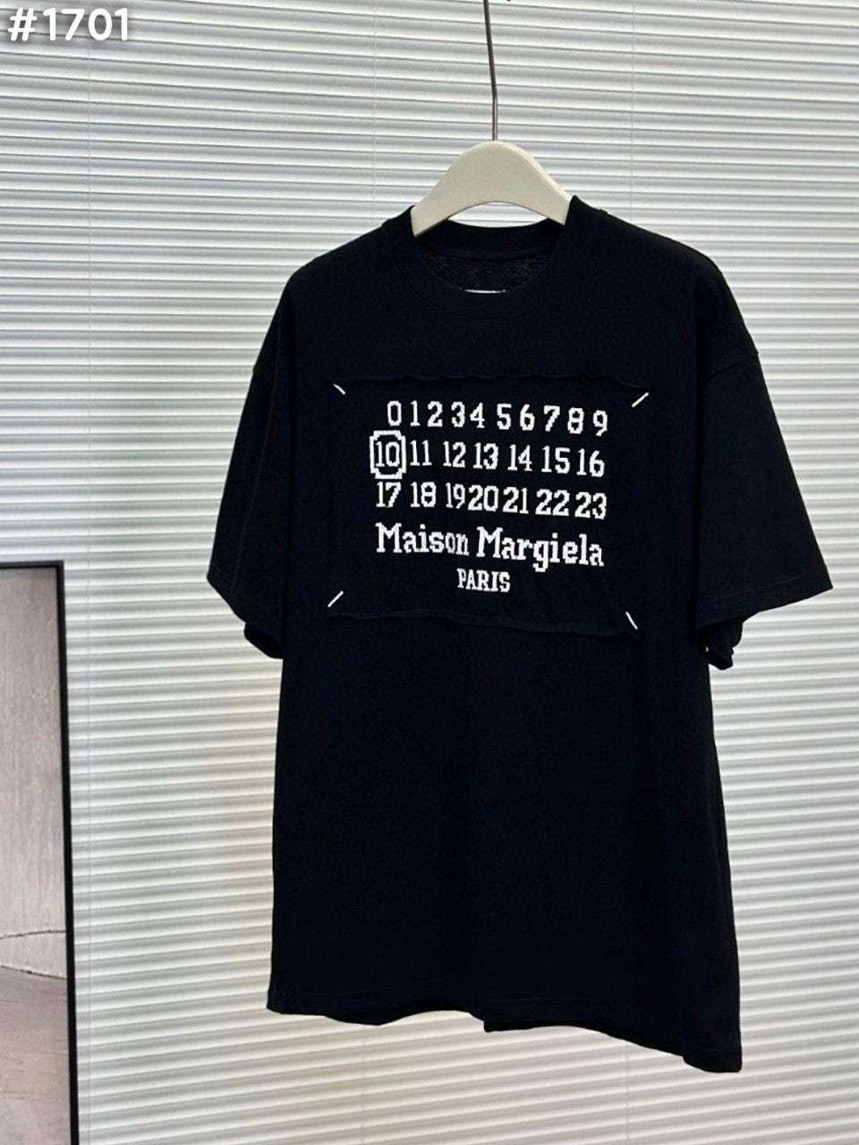 h_aheUd018svc27tf39drymjn_euzipk.jpg?type=e1920_std