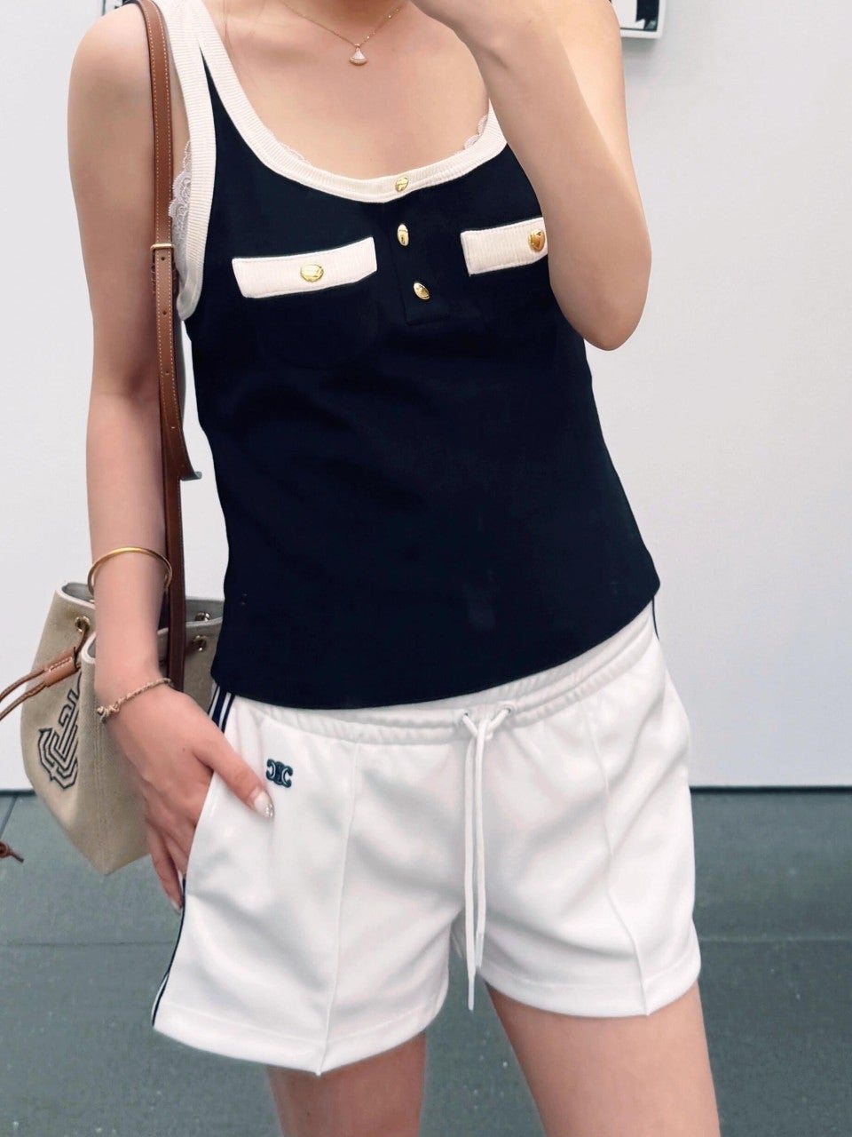 1_384Ud018svcy3c4nby3dj0a_nmkvd6.jpg?type=e1920_std