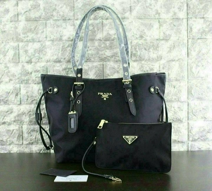 e_d1aUd018svcrwax7ad41gfe_fciblk.jpg?type=e1920_std