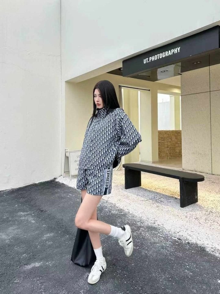 b_bigUd018svcguq92yxp5x7w_3ze1u3.jpg?type=e1920_std