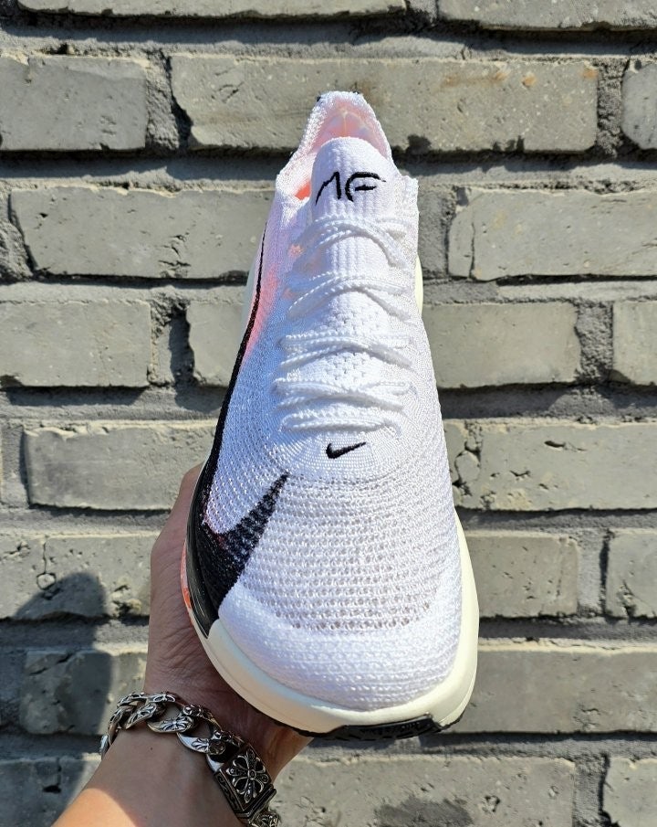 4_093Ud018svcsy1dj4uo5m5x_fciblk.jpg?type=e1920_std
