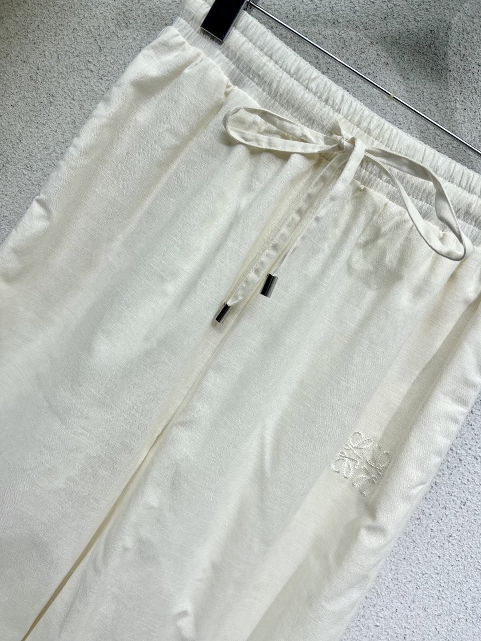 d_je7Ud018svc18mb5816hotub_1mx42.jpg?type=e1920_std