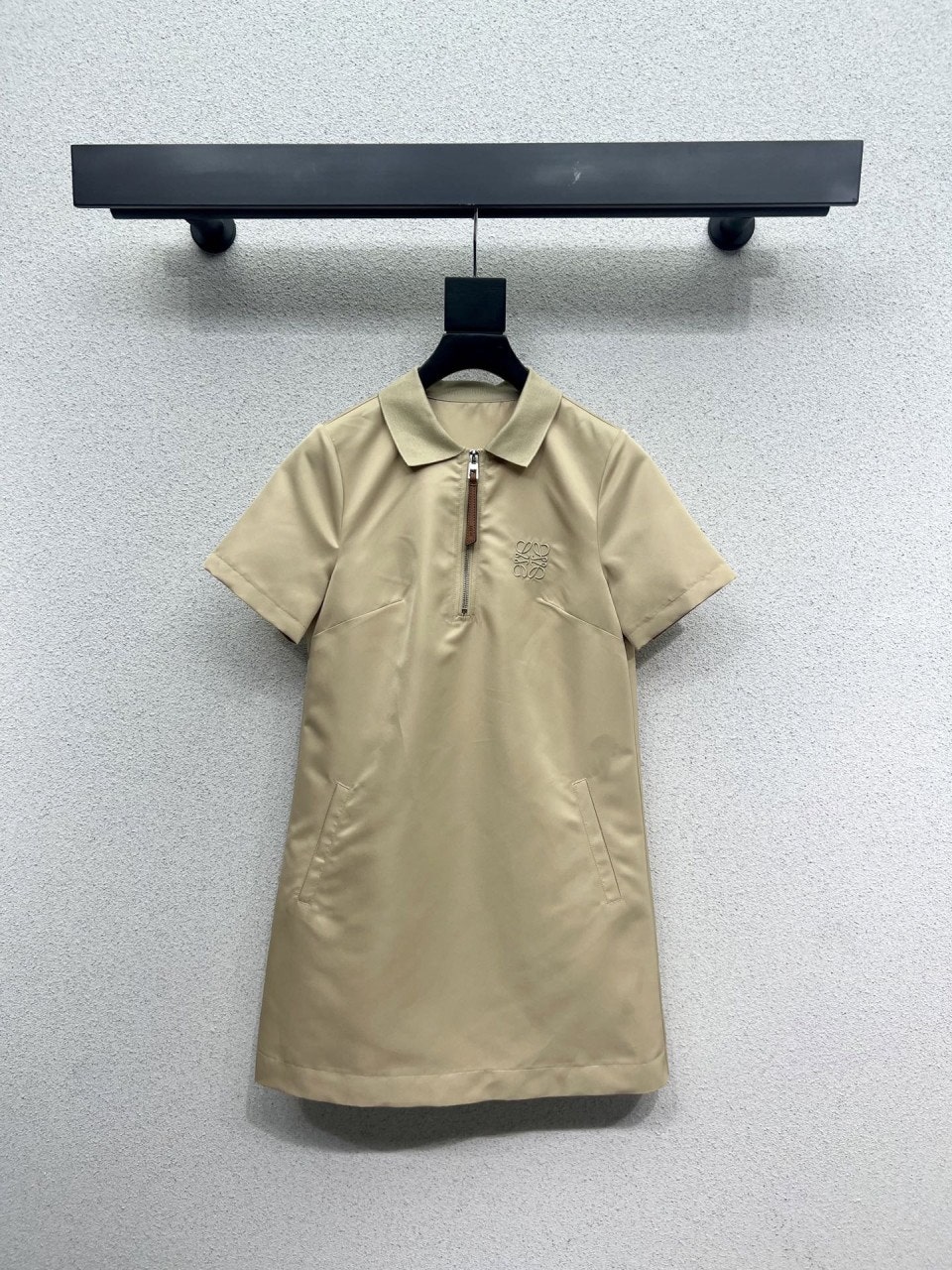 h_7gbUd018svc1w43uy4hy9dzk_1mx42.jpg?type=e1920_std