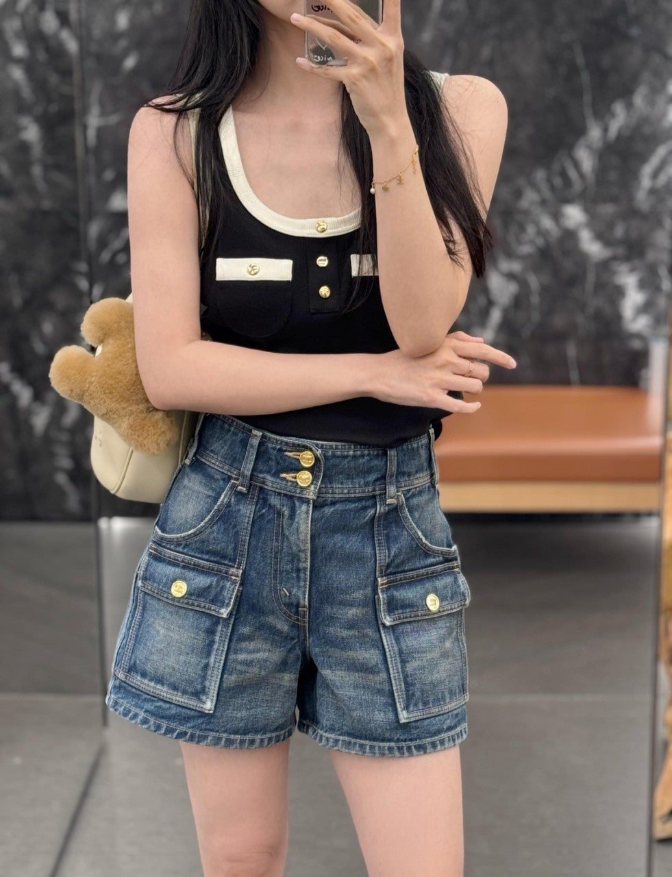 c_5j9Ud018svc92mn51dfgden_1mx42.jpg?type=e1920_std