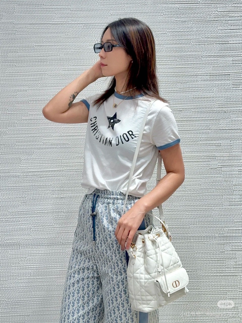 j_4heUd018svc2r8xgz9m5hw7_1mx42.jpg?type=e1920_std
