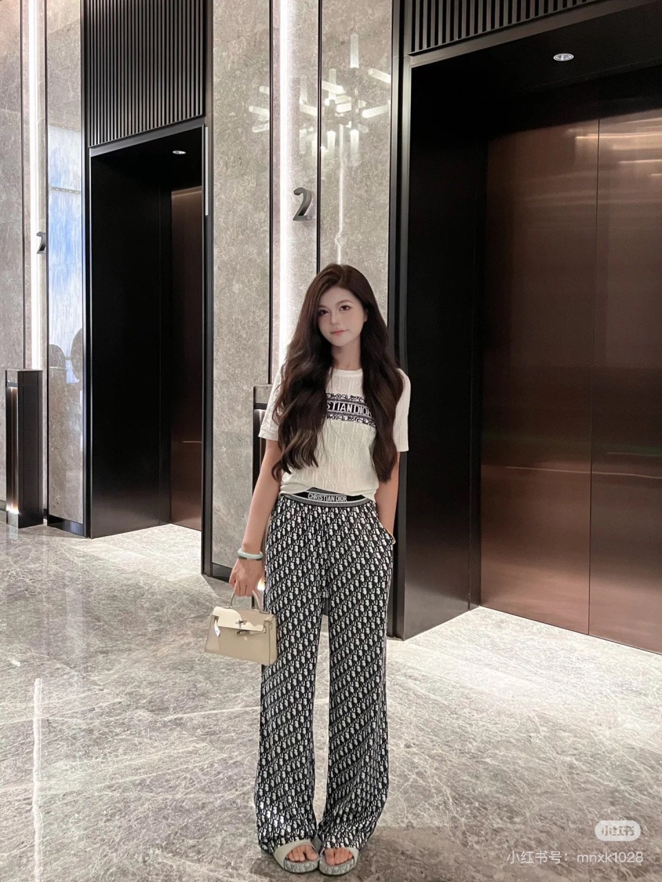 1_8i8Ud018svc4sdfy6vqx8jp_1mx42.jpg?type=e1920_std