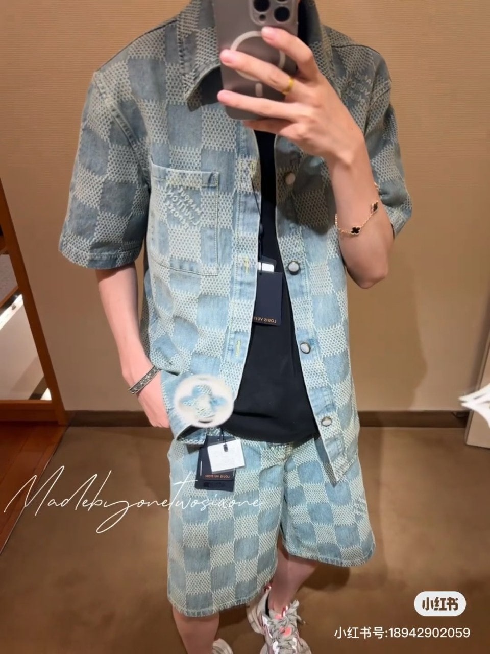 5_1hbUd018svc17glb86nwwcx5_1mx42.jpg?type=e1920_std