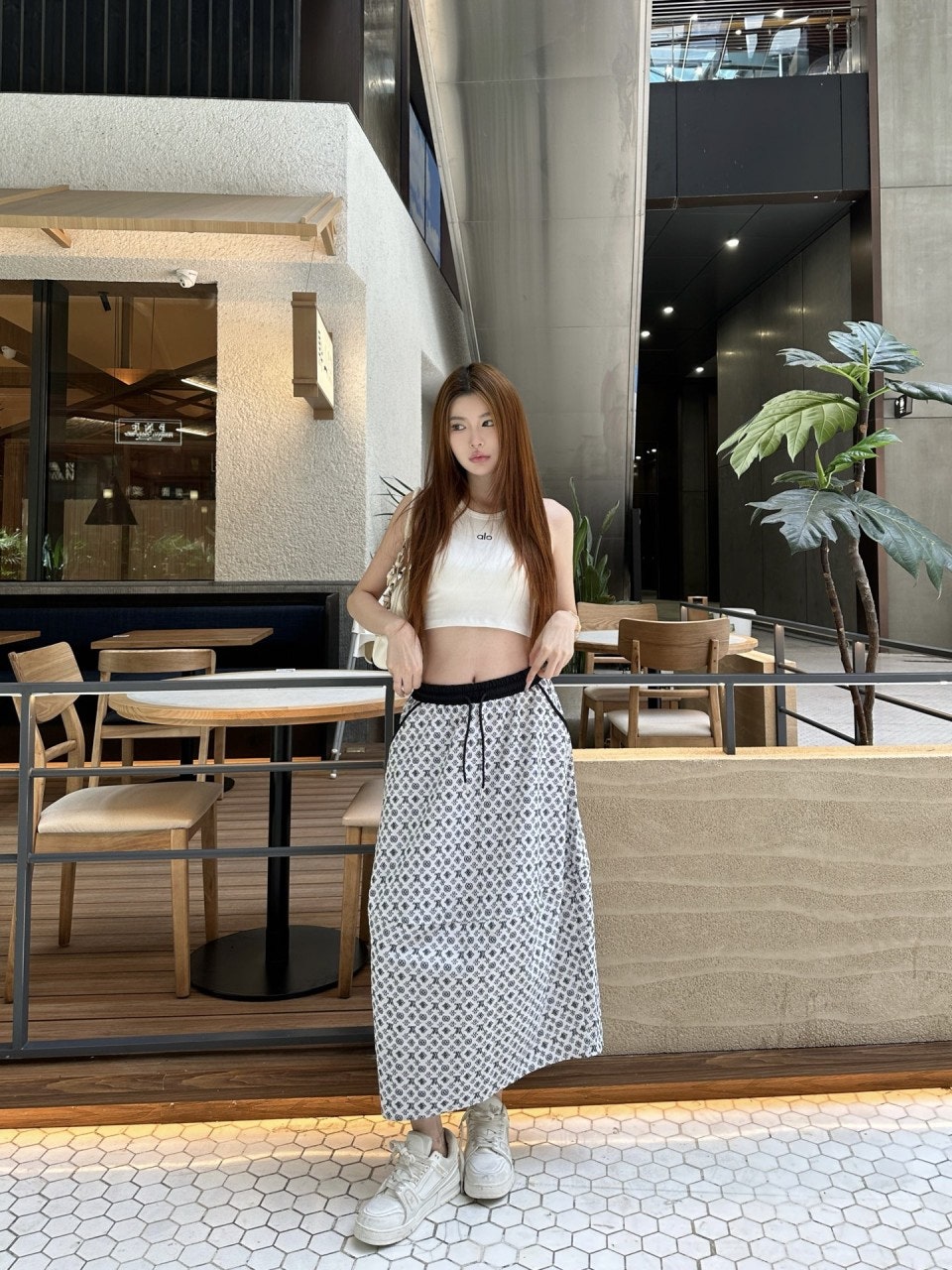h_2e6Ud018svc64g3uc37nfen_1mx42.jpg?type=e1920_std