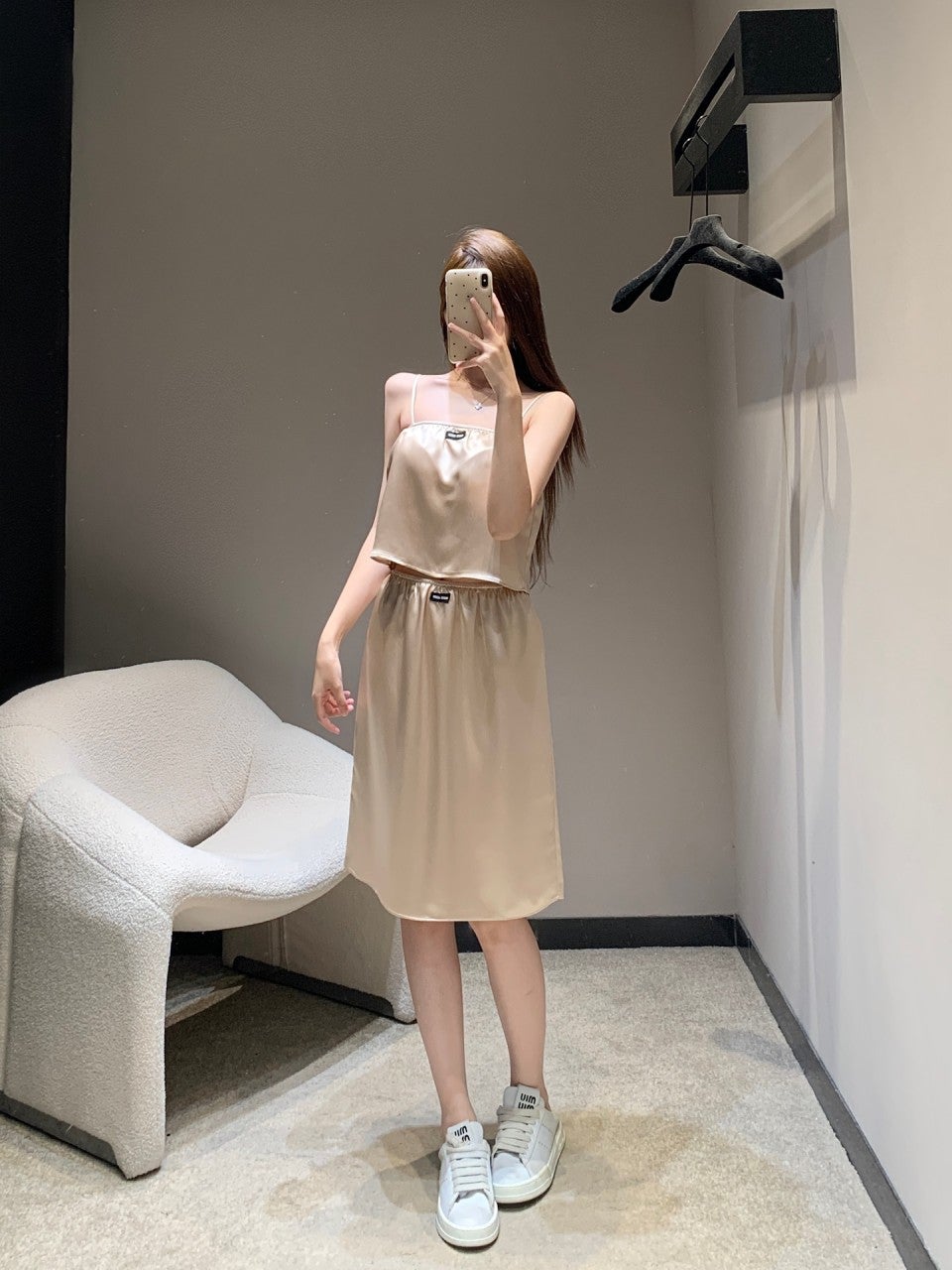 0_cjjUd018svcno5w8o7xrce_1mx42.jpg?type=e1920_std