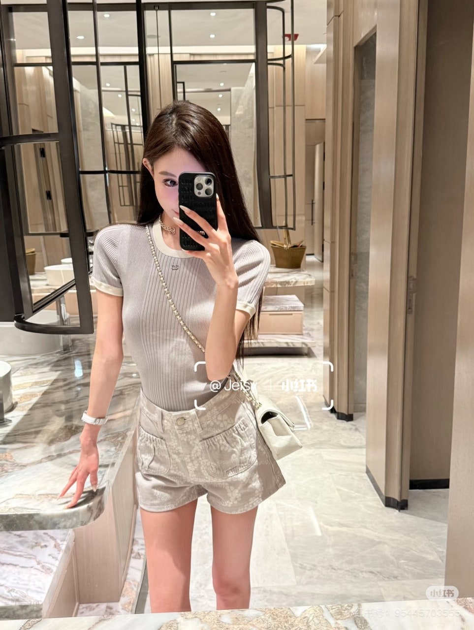 b_dj3Ud018svc1e9s1b79v7bd_1mx42.jpg?type=e1920_std
