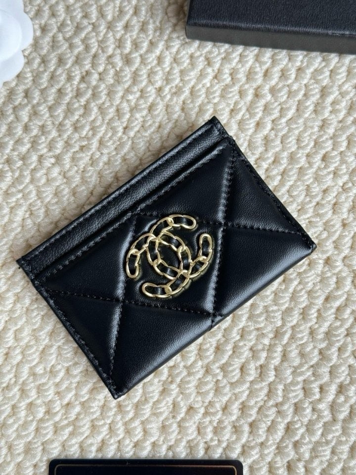 7_5g9Ud018svcrpz5f81g4oz5_fciblk.jpg?type=e1920_std