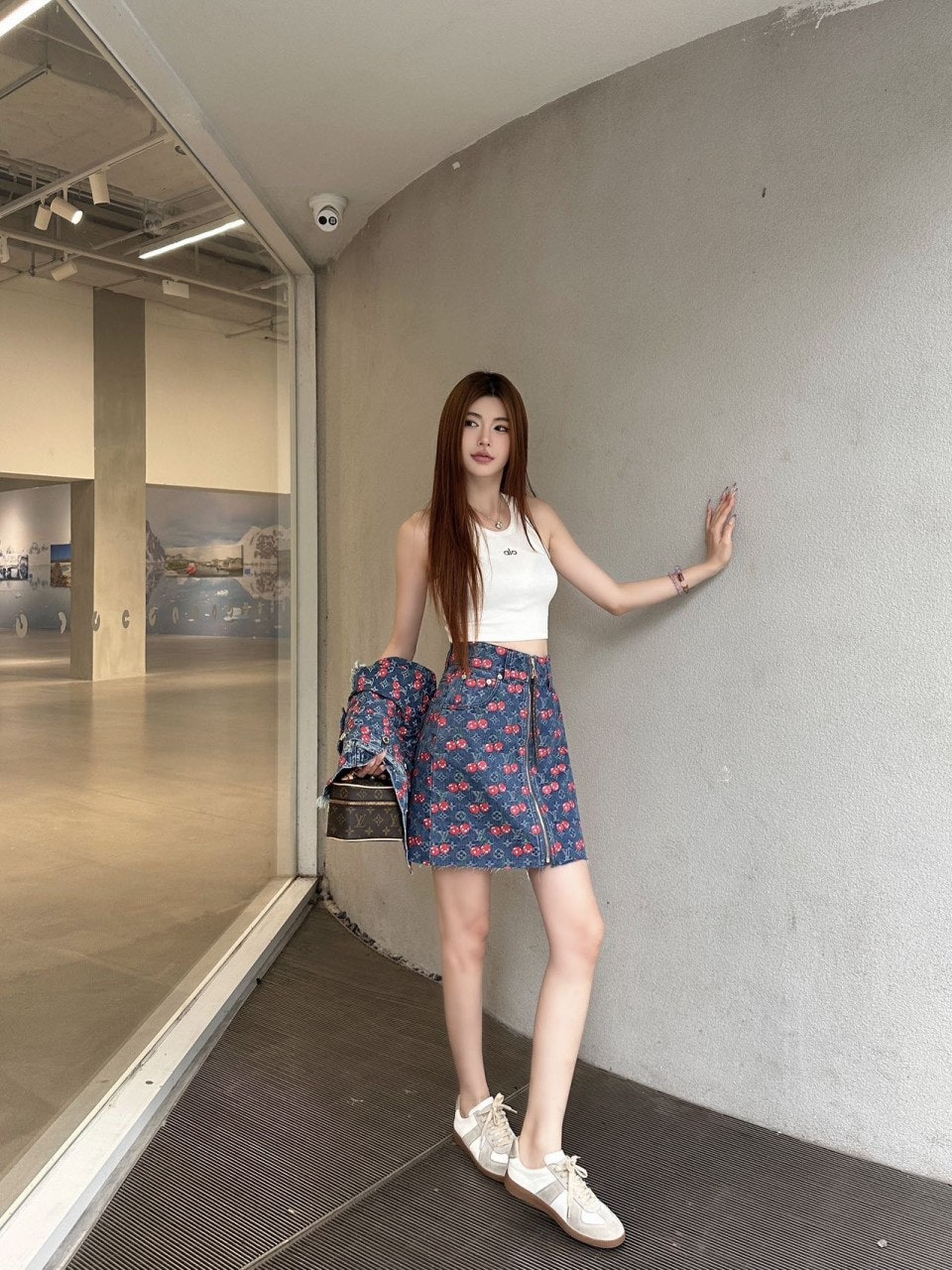 a_edcUd018svc8g094929849l_1mx42.jpg?type=e1920_std
