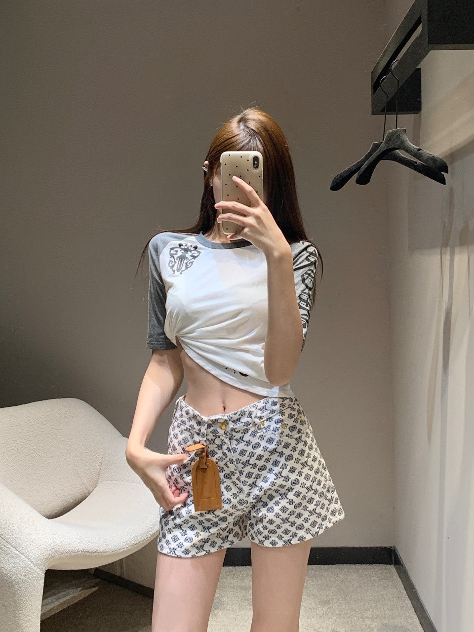 i_cb1Ud018svc1xwz23usx5l5n_nmkvd6.jpg?type=e1920_std