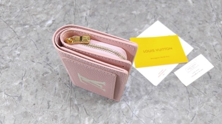 7_e0aUd018svc1uuoga04mnnfe_fciblk.jpg?type=e1920_std